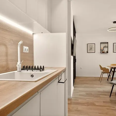 Artistic Space In Azur Premium 公寓