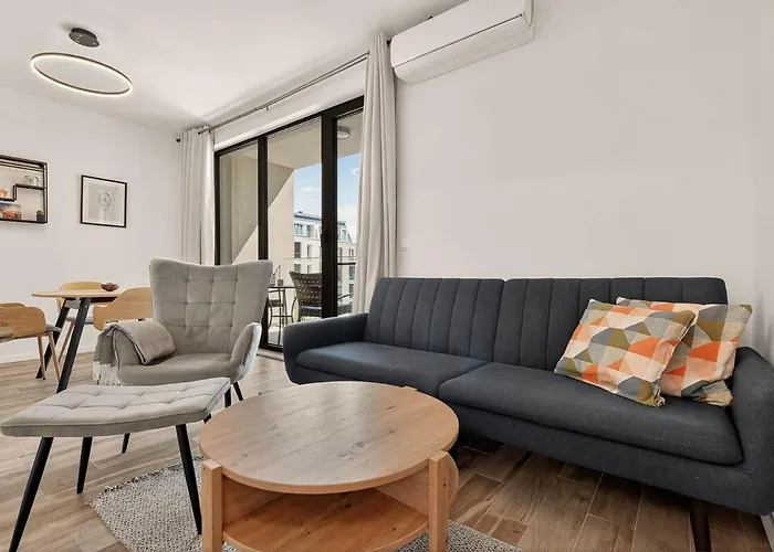 Artistic Space In Azur Premium Варна