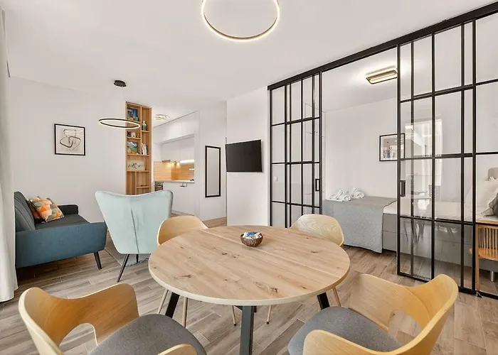 Artistic Space In Azur Premium 公寓