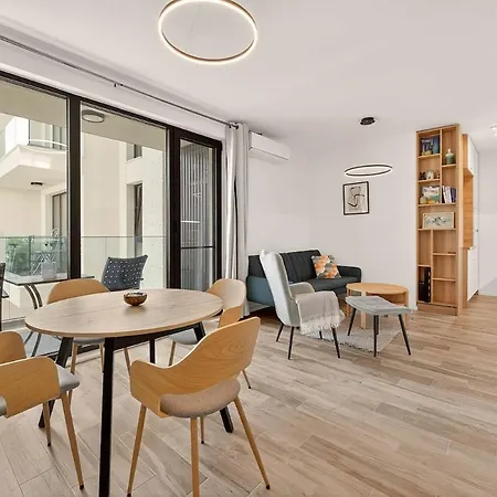 דירה Artistic Space In Azur Premium וארנה